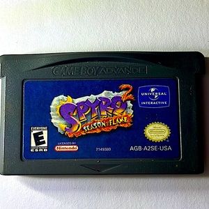 GameBoy Advance Game.  Spyro 2, Seasons of Flame.   Works With 2 DS Lite.